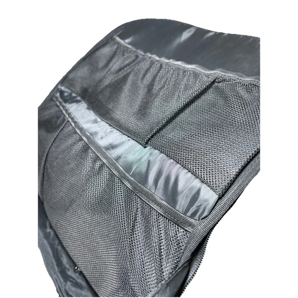 18 inch Toni & Guy Black Hairstyler's Travel Statement Carry On Luggage/Backpack - Picture 5 of 10